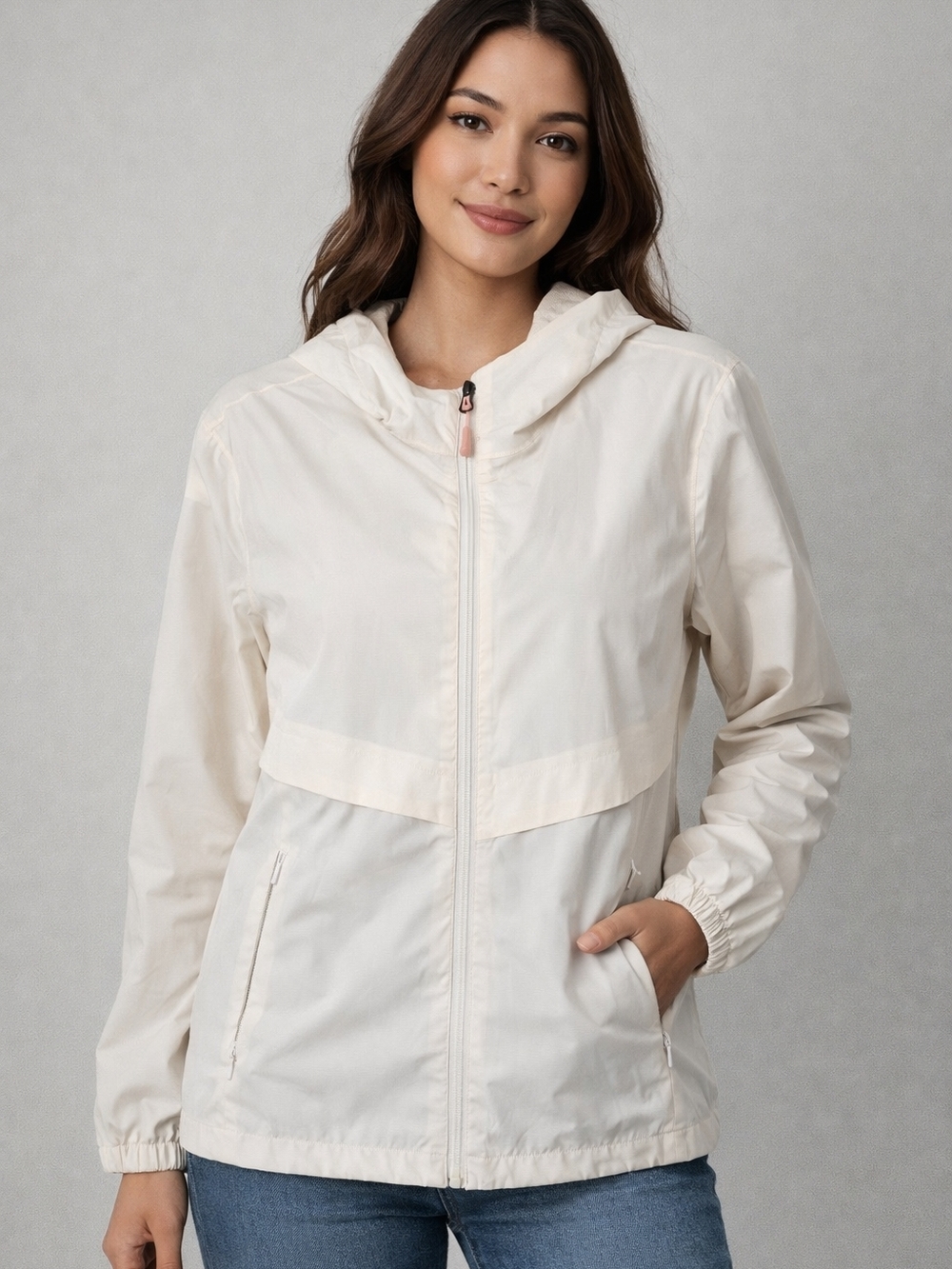 Avalanche Water Resistant Lightweight Hooded Jacket Women’s Size M Cream